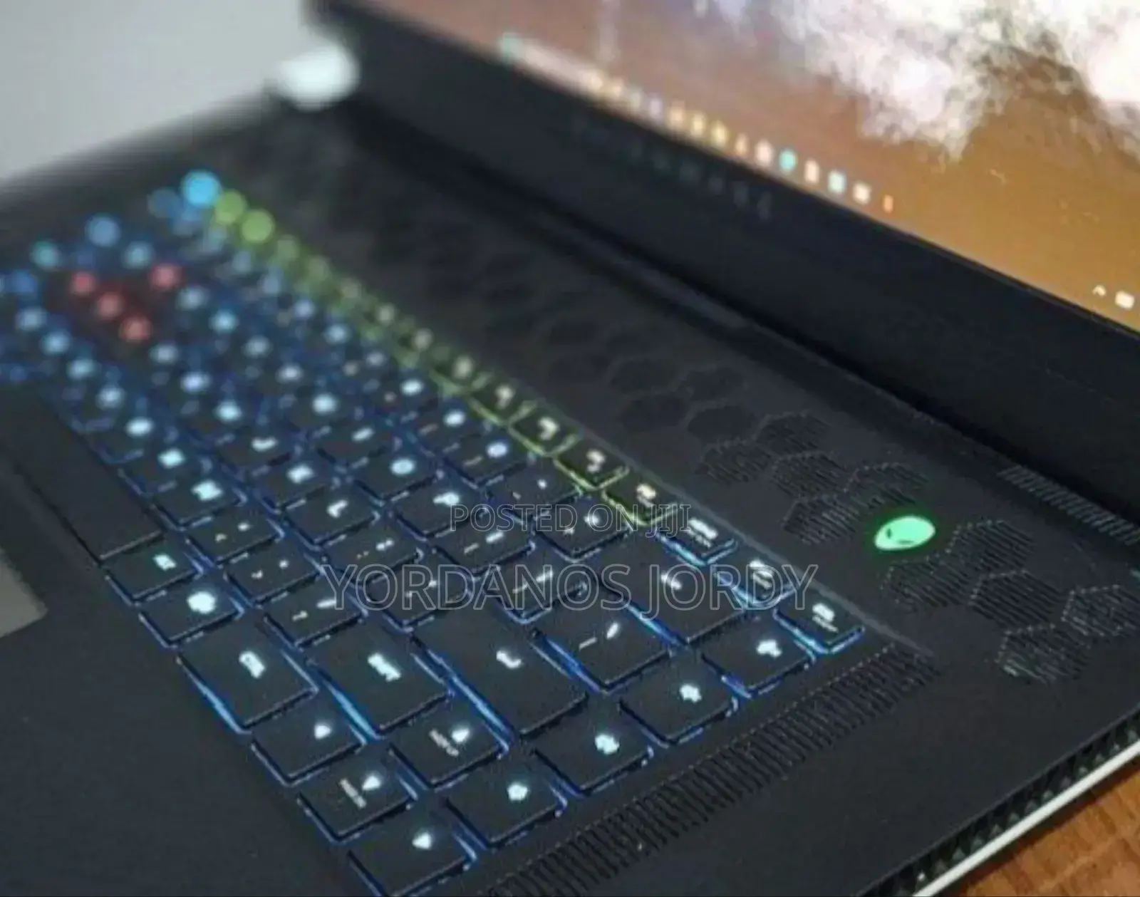 New Laptop Alienware M17x R2 16GB Intel Core I7 SSD 512GB