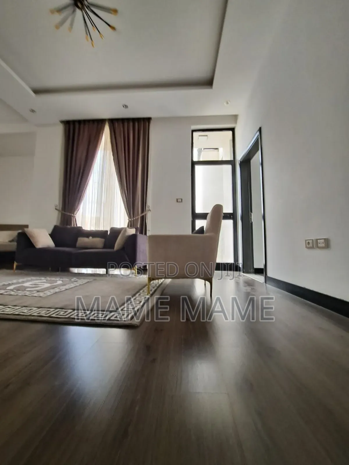 8bdrm House in Addis Abeba, Bole for sale