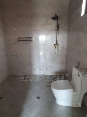 5bdrm Villa in Addis Abeba, Bole for sale