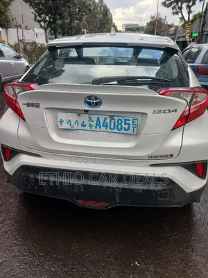 Toyota C-HR 2022 White