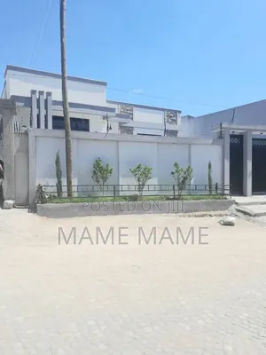 Photo - 5bdrm House in Addis Abeba, Bole for sale
