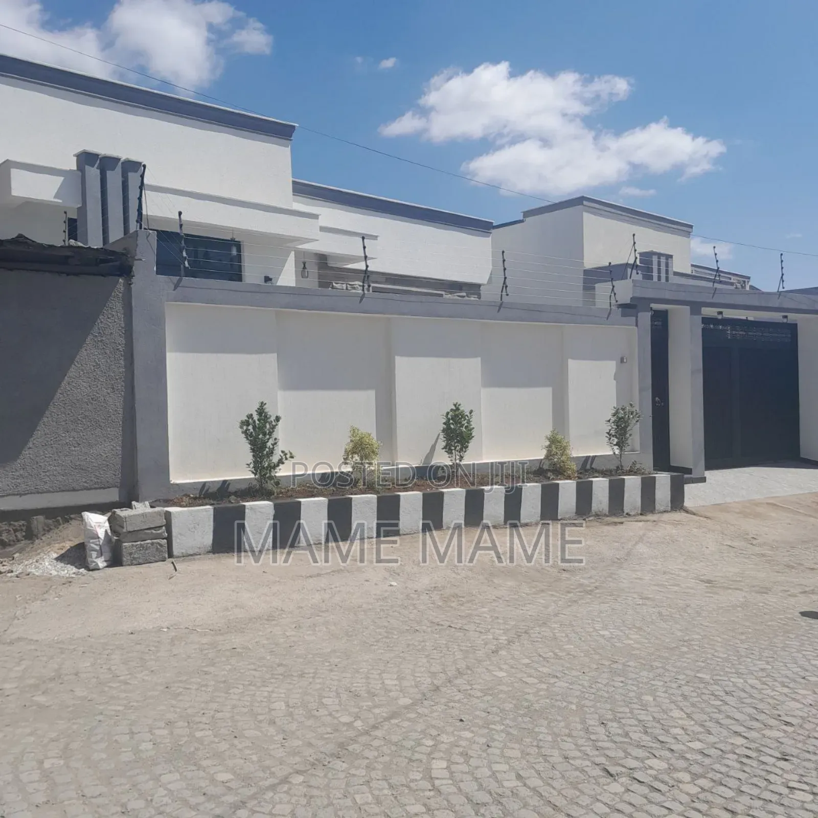 5bdrm House in Addis Abeba, Bole for sale