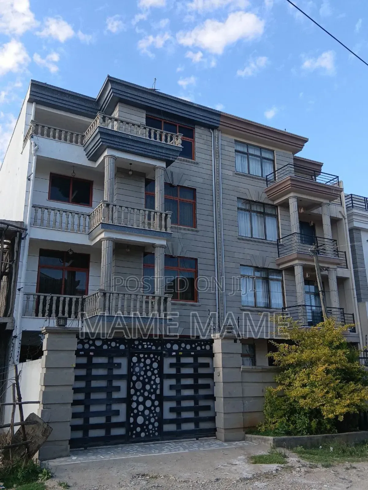9bdrm House in Addis Abeba, Bole for sale