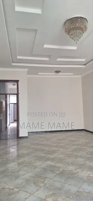 5bdrm Villa in Addis Abeba, Bole for sale