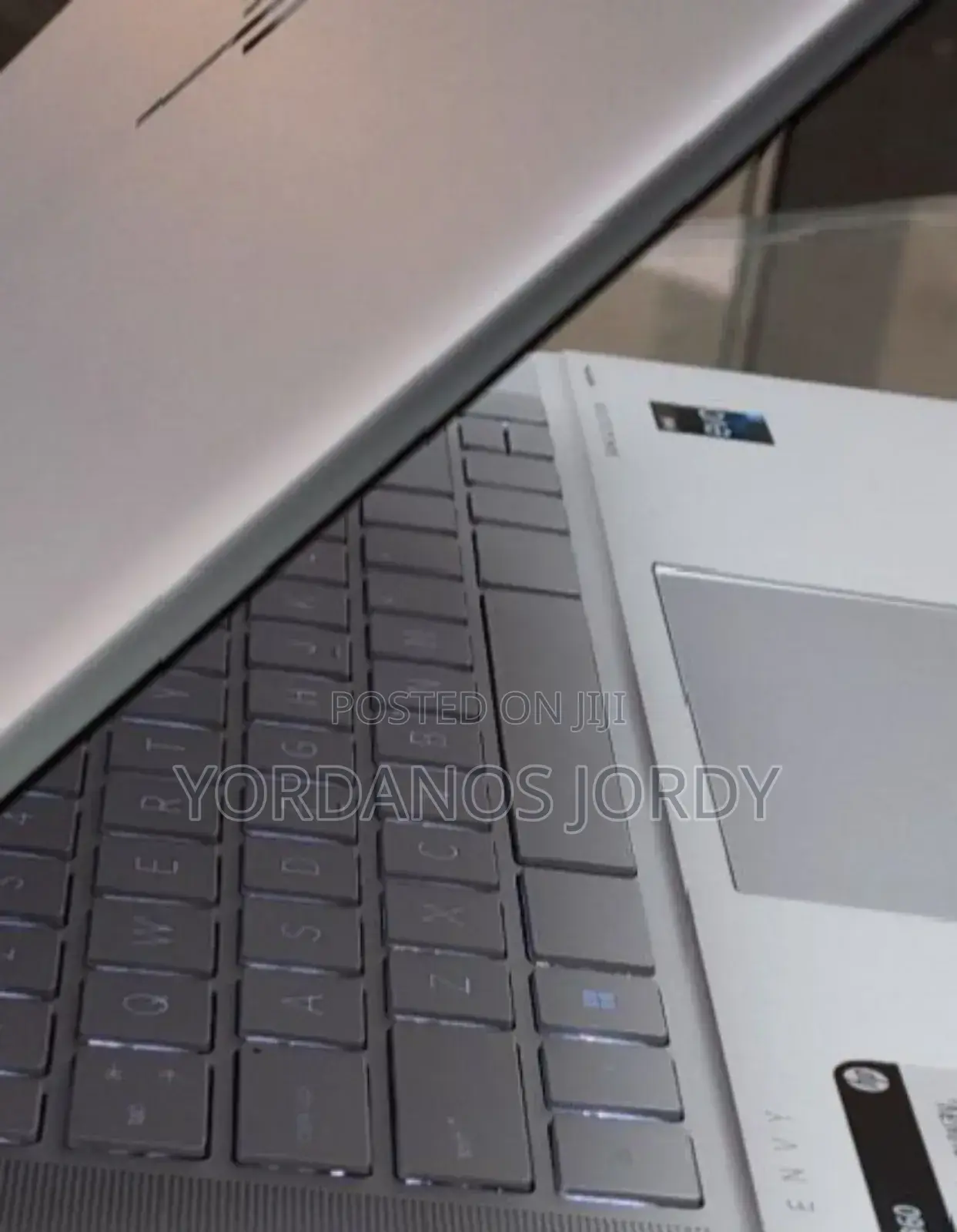 New Laptop HP Envy X360 8GB Intel Core I5 SSD 512GB