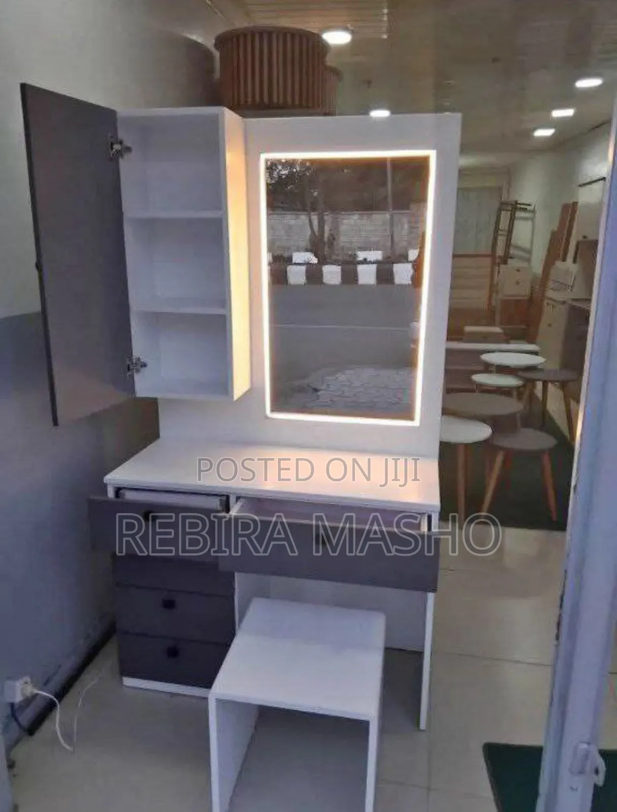 High Quality Dressing Table