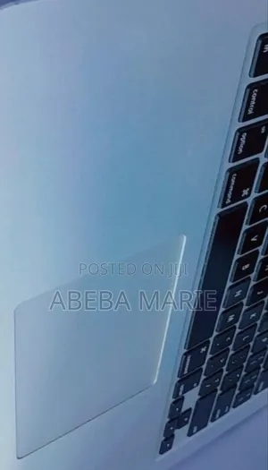 New Laptop Apple MacBook Air 2013 8GB Intel Core I5 SSD 128GB