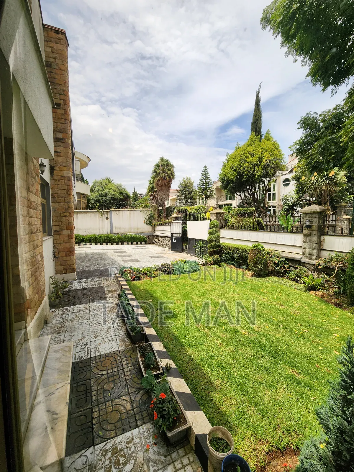 6bdrm House in Marefiya Real Estate, Yeka for sale