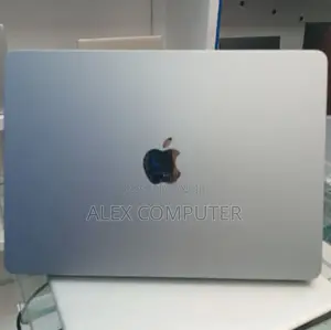 New Laptop Apple MacBook Air 2024 M3 13-Inch 16GB Apple M3 SSD 512GB