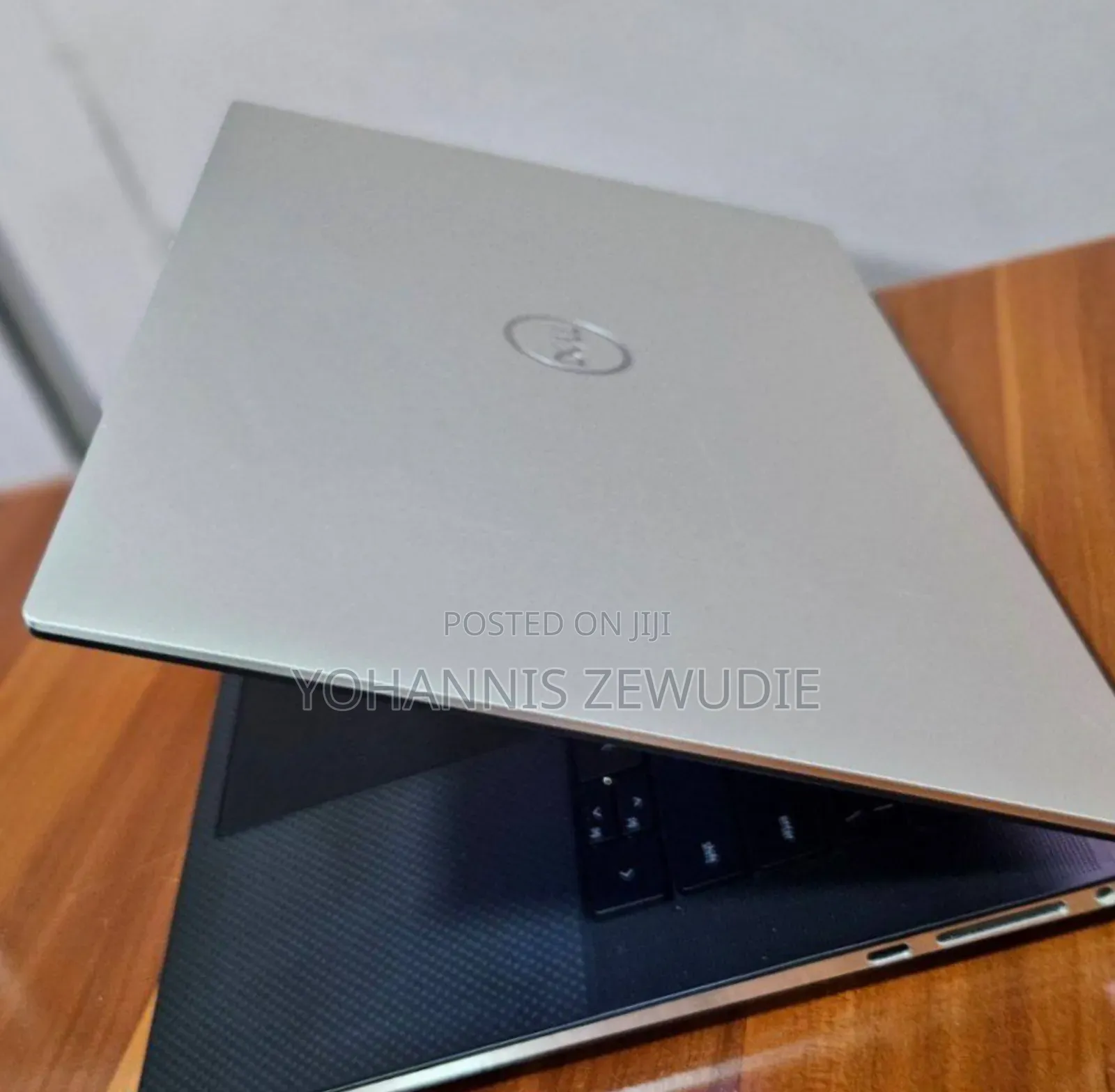 New Laptop Dell XPS 15 32GB Intel Core i7 SSD 512GB