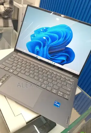 New Laptop Lenovo 16GB Intel Core I7 SSD 512GB