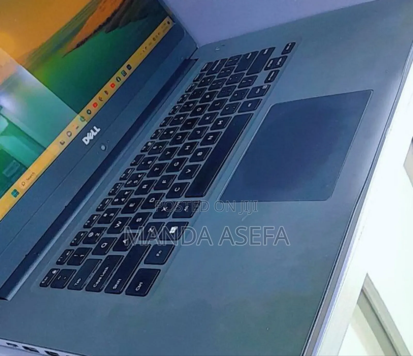 New Laptop Dell Inspiron 15 8GB Intel Core I5 HDD+SSD 1T