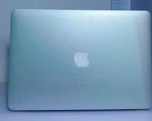 New Laptop Apple MacBook Air 2013 4GB Intel Core I5 SSD 128GB