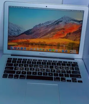 New Laptop Apple MacBook Air 4GB Intel Core I5 SSD 128GB