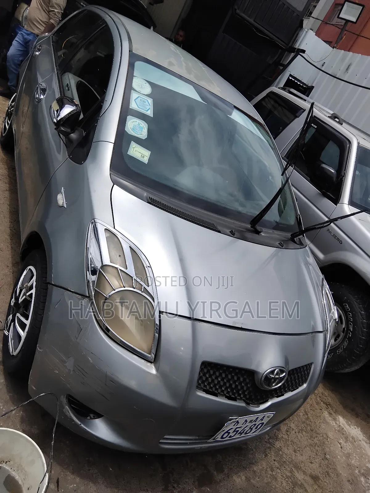 Toyota Yaris 2010 Gray
