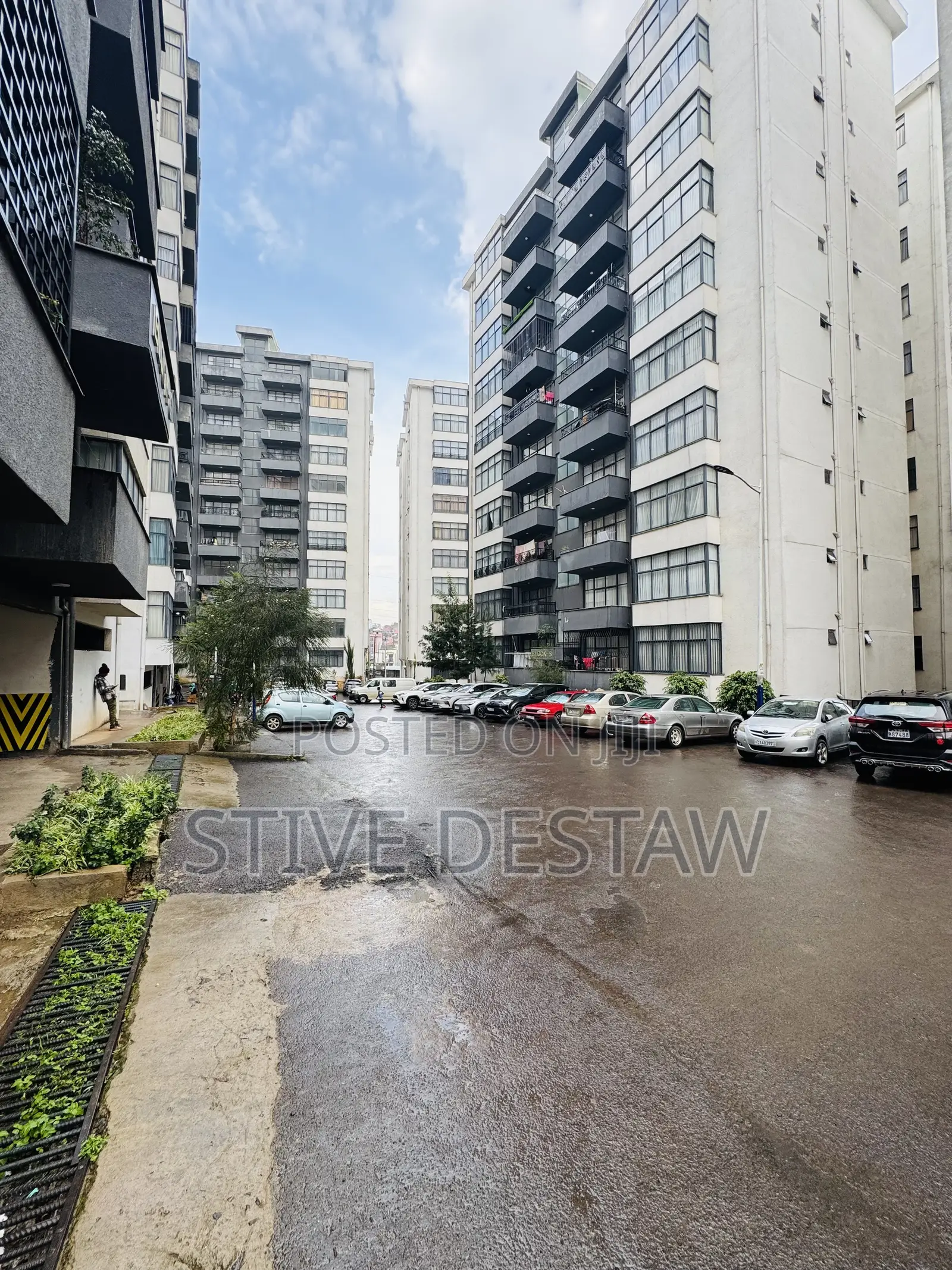 Furnished 3bdrm Apartment in Noah Real Estate, Bole for sale