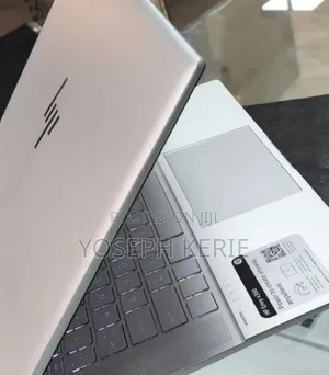 New Laptop HP Envy X360 8GB Intel Core I5 SSD 512GB