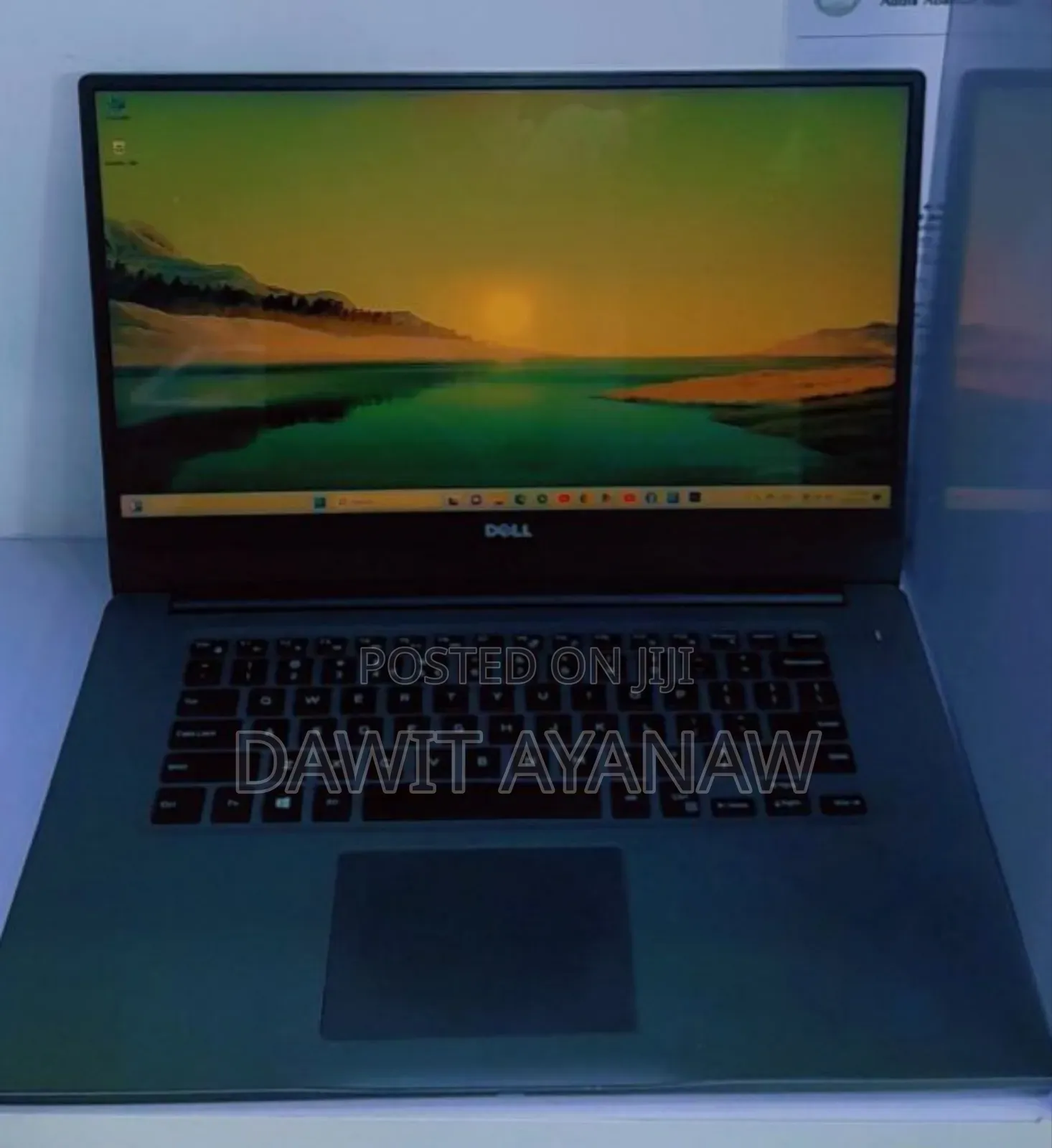 New Laptop Dell Inspiron 15 8GB Intel Core I5 HDD+SSD 256GB