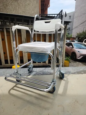 Photo - Wheelchair段落toilet Wheelchair腓我commode Wheelchair Poty Chair