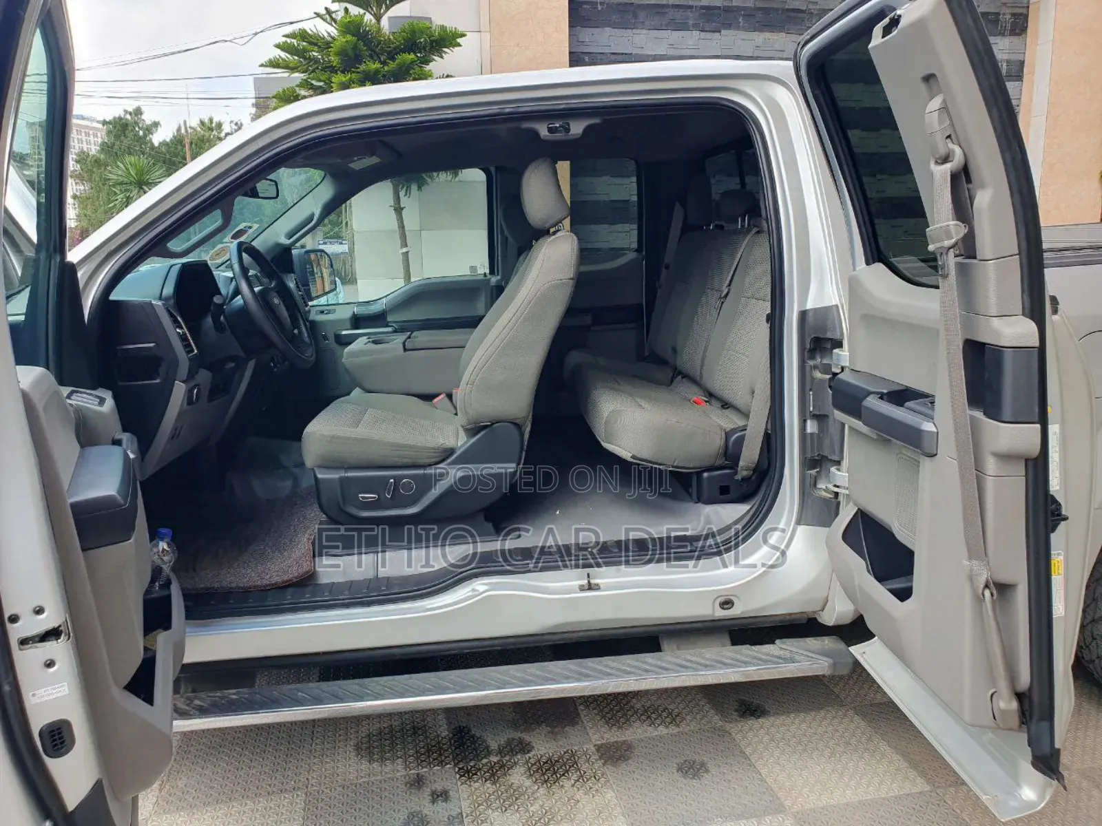 Ford F-150 2015 Silver