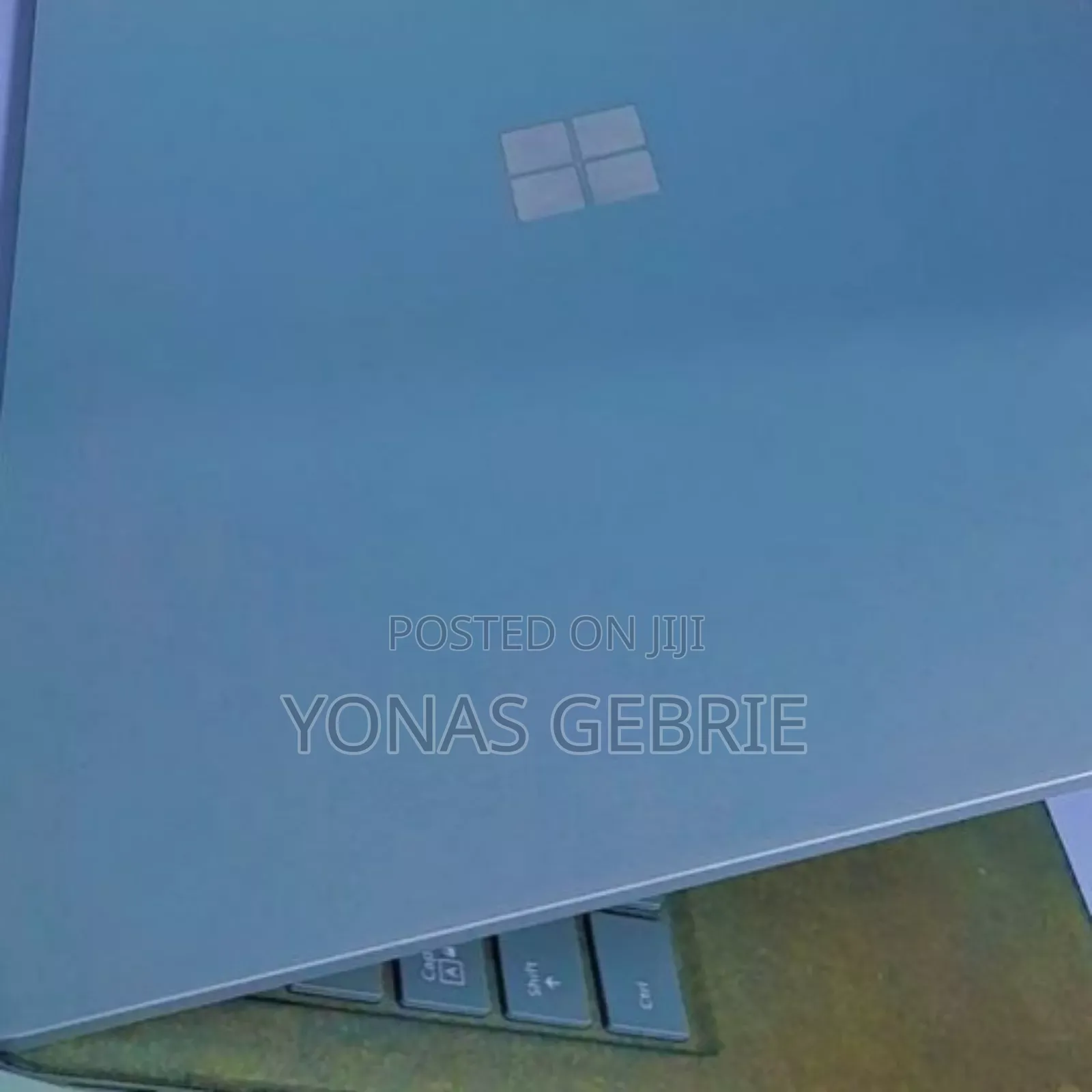 New Laptop Microsoft Surface 8GB Intel Core i5 SSD 256GB