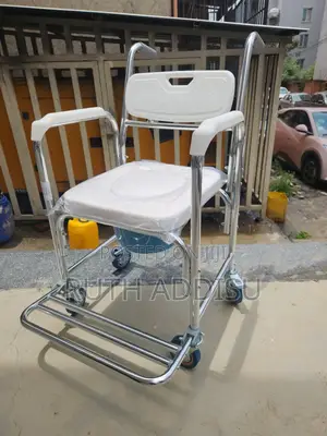 Wheelchair Commode狗殲commode Wheelchair成員toilet Wheelchair