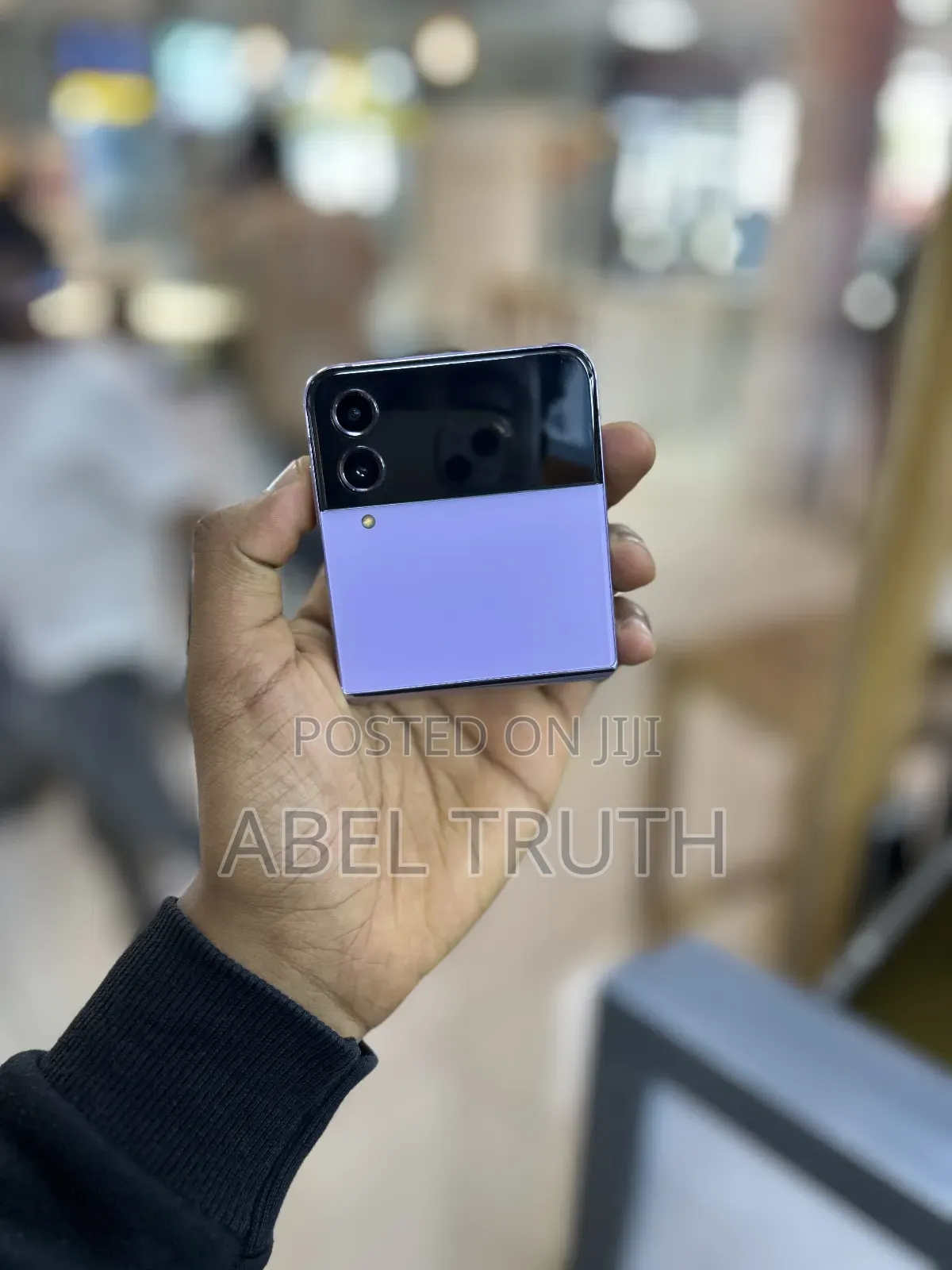 New Samsung Galaxy Z Flip4 256 GB Purple