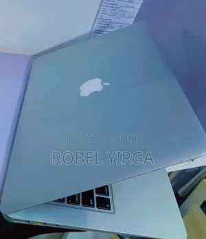 New Laptop Apple MacBook 2013 4GB Intel Core I5 SSD 128GB