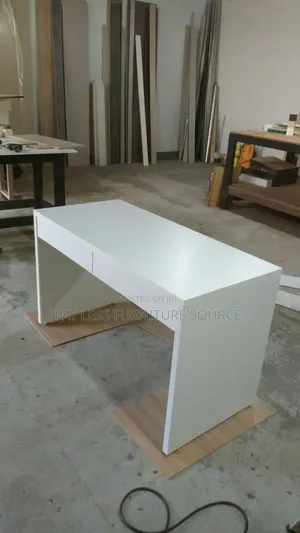 Reading Table