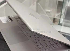 New Laptop HP Envy X360 8GB Intel Core I5 SSD 512GB