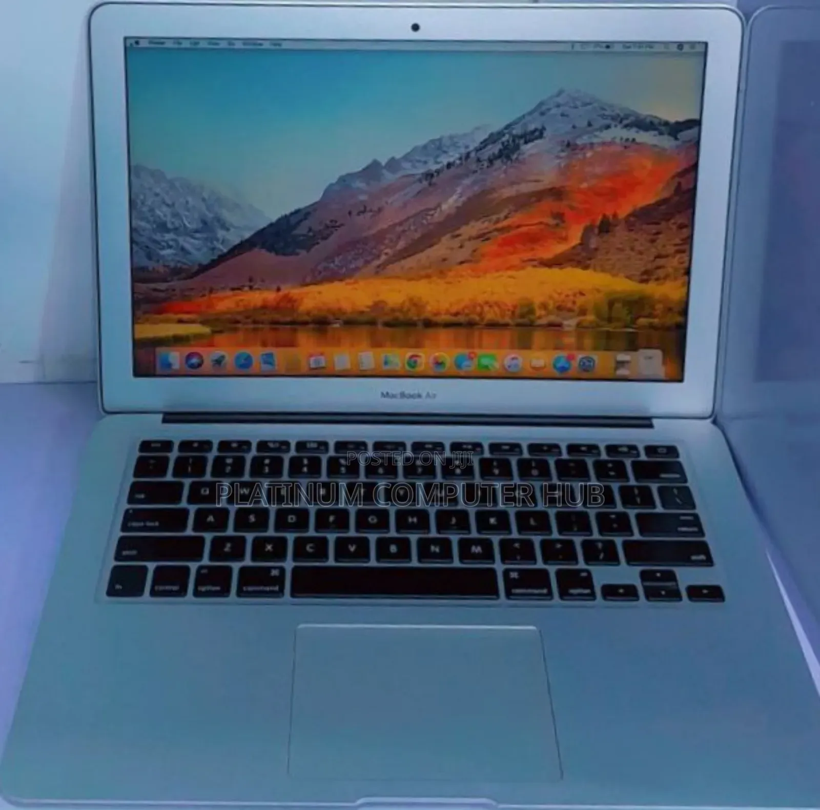 Laptop Apple MacBook Air 4GB Intel Core I5 SSD 128GB