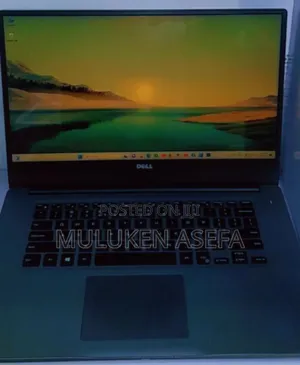 New Laptop Dell Inspiron 15 8GB Intel Core I5 SSD 1T