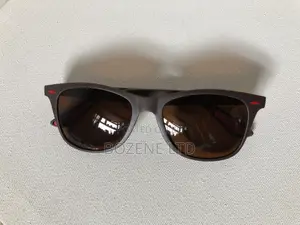 Photo - Sunglass (Brown)