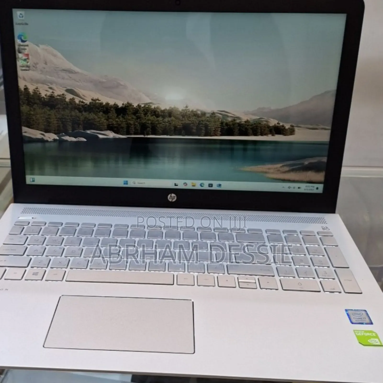 New Laptop HP Pavilion 15 8GB Intel Core I7 SSD 1T