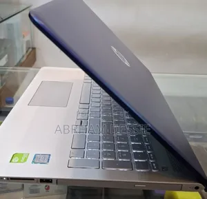 New Laptop HP Pavilion 15 8GB Intel Core I7 SSD 1T