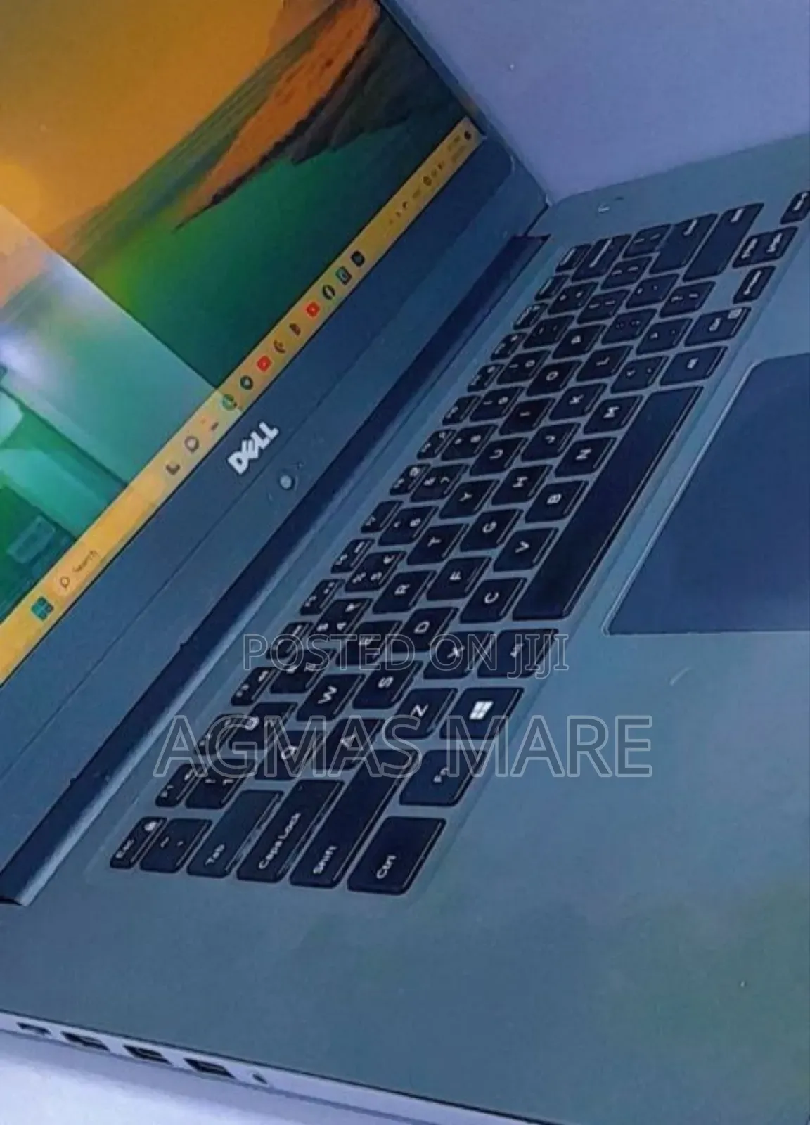 New Laptop Dell Inspiron 15 8GB Intel Core I5 SSD 1T