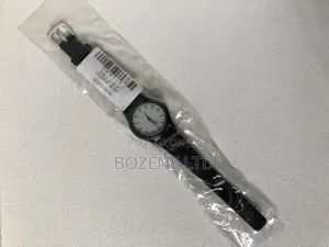 Watch(Analog/White on Black)