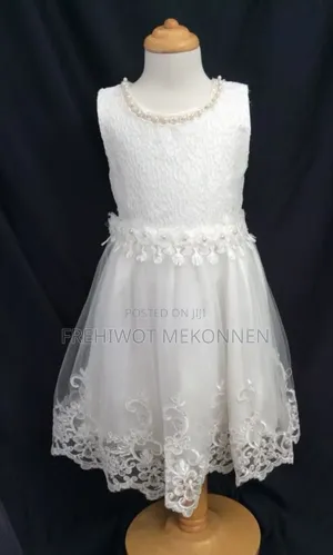 Dream High Flower Girls Dress Age 3 and 4