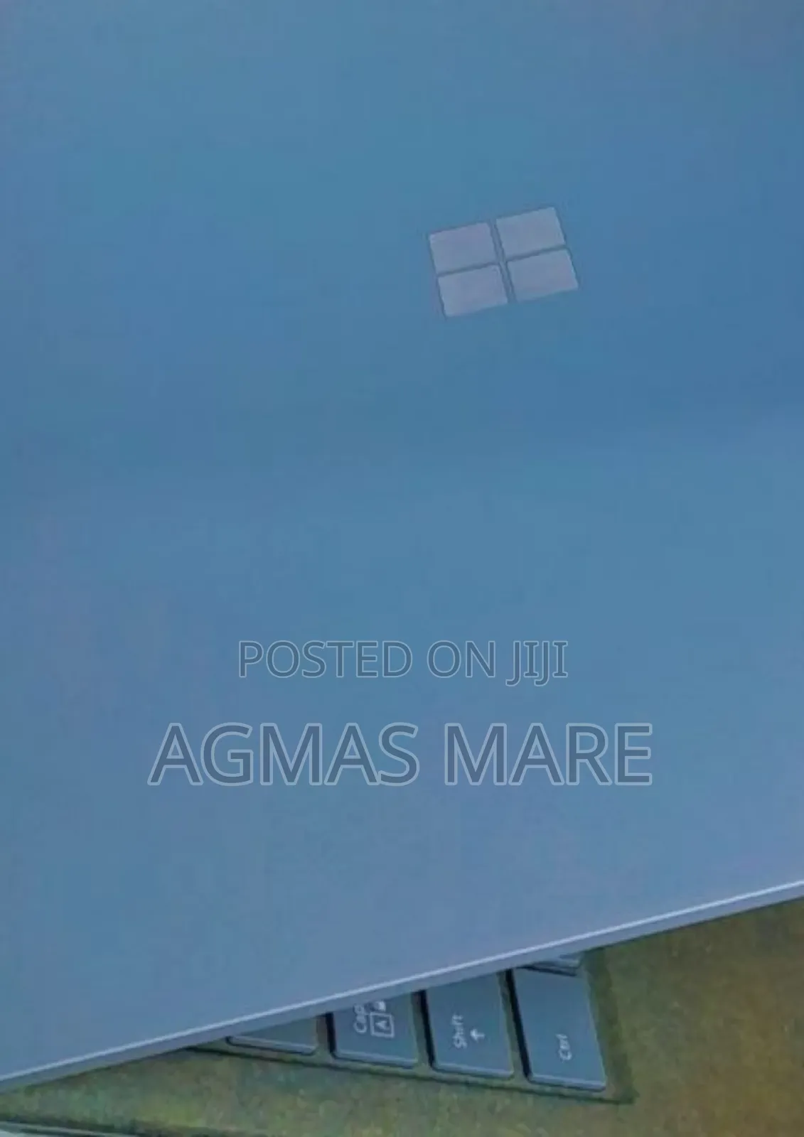 New Laptop Microsoft Surface 8GB Intel Core I5 SSD 256GB