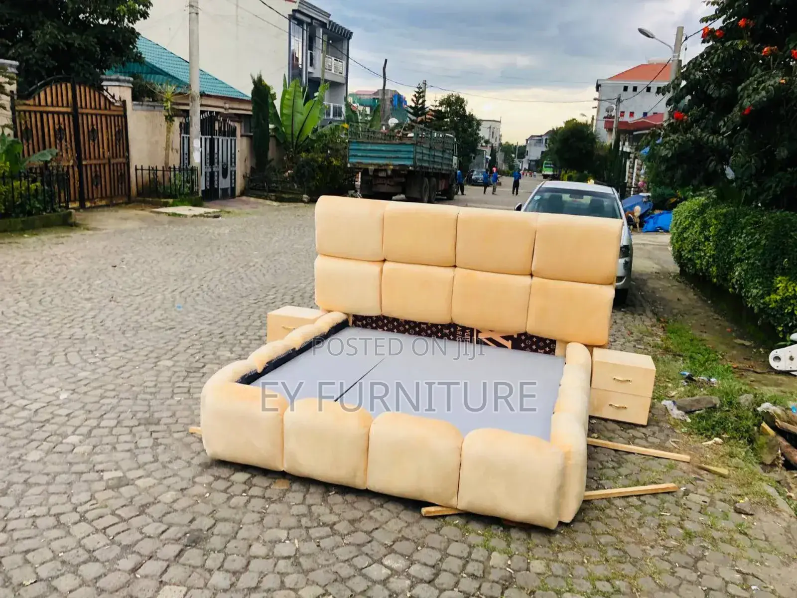 የሚሸጥ አልጋ 1:50 1.80 Bed Alga