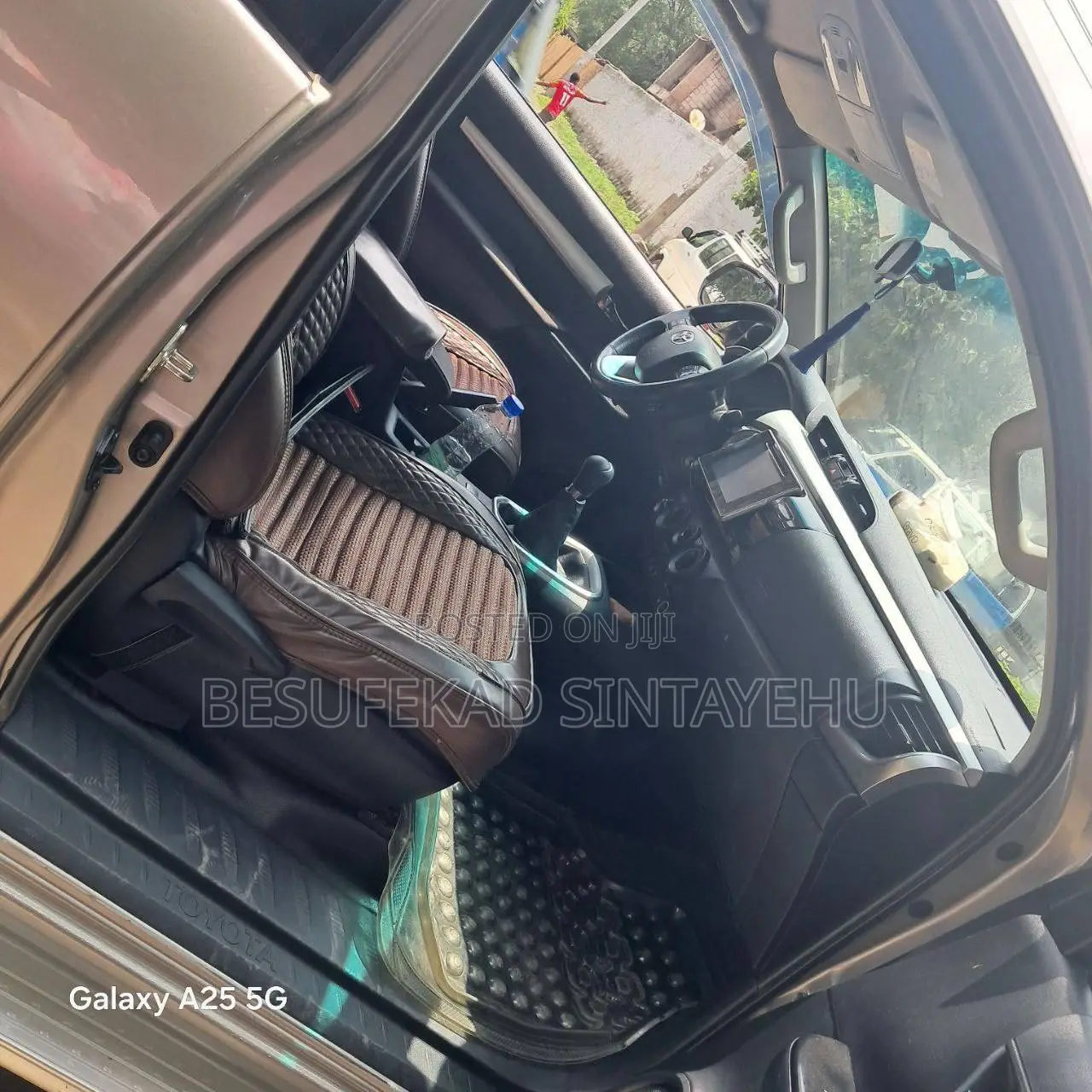 Toyota Hilux 2018 Brown