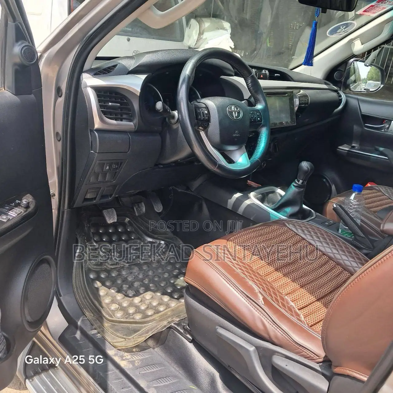 Toyota Hilux 2018 Brown