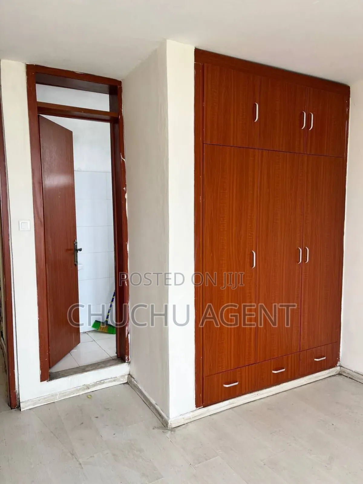 3bdrm Apartment in Yeka for sale