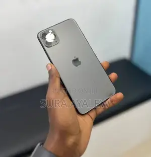 Photo - Apple iPhone 11 Pro Max 64 GB Black