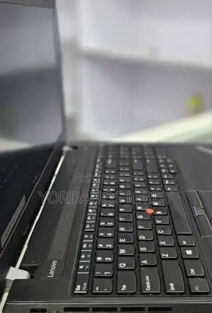 Photo - New Laptop Lenovo ThinkPad X1 Carbon 8GB Intel Core i7 SSD 1T