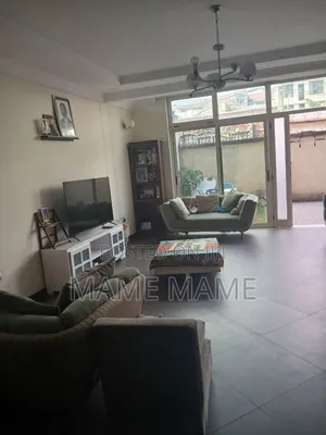 5bdrm House in Addis Abeba, Bole for sale