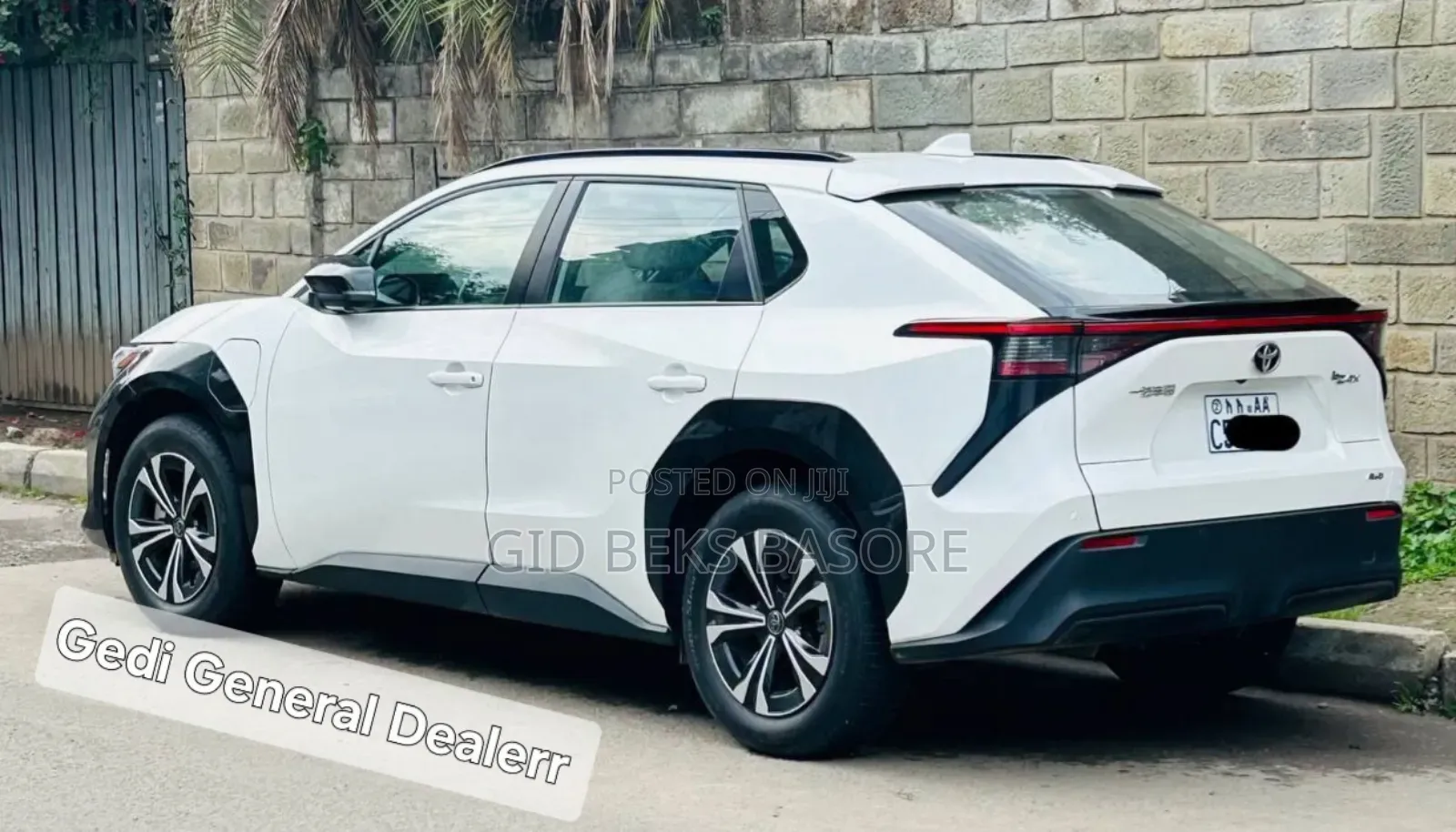 Toyota bZ4X 2023 White
