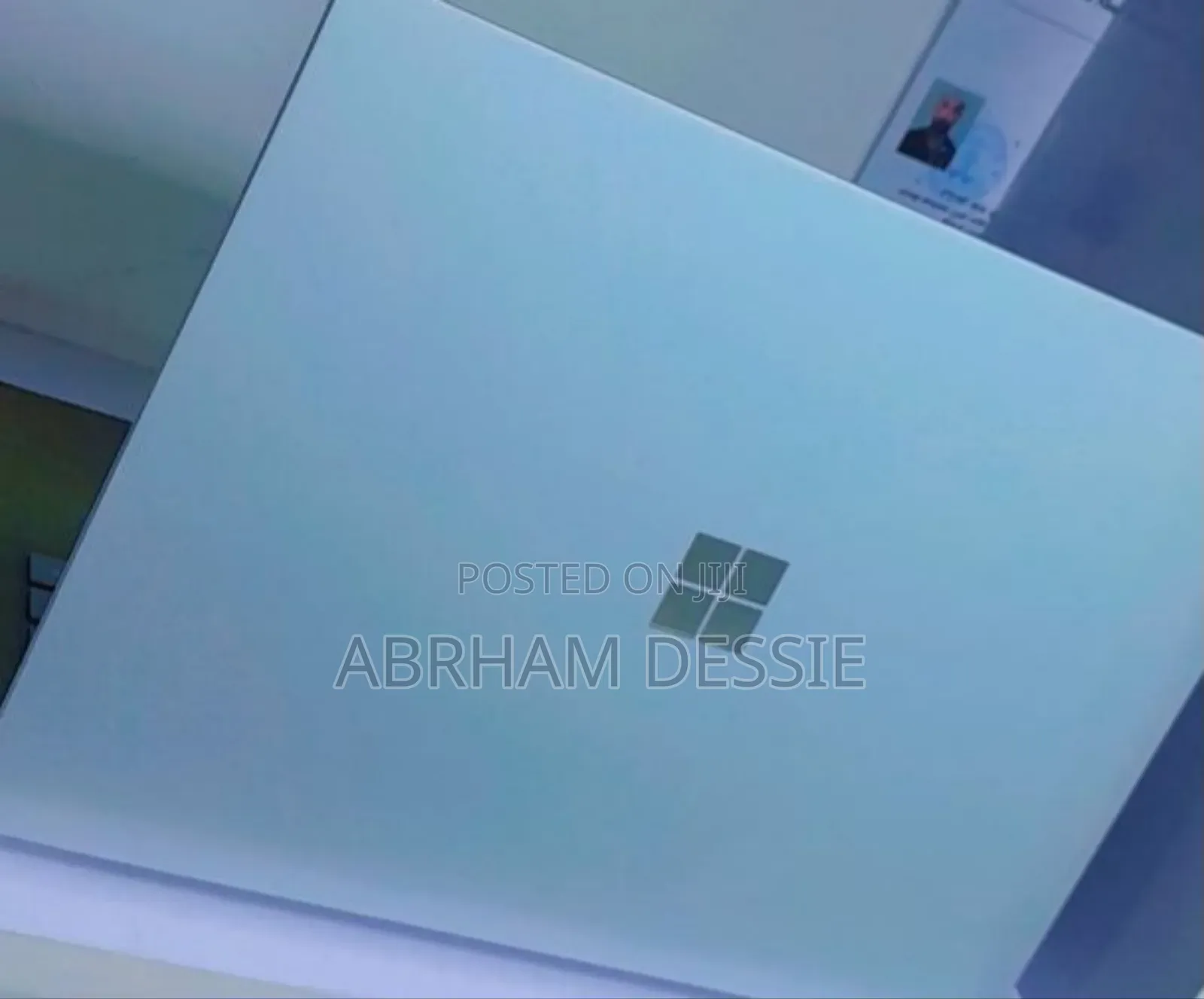 New Laptop Microsoft Surface 8GB Intel Core I5 SSD 256GB