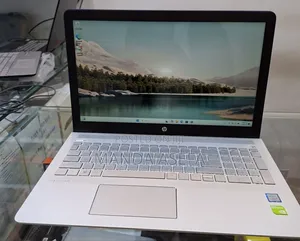 New Laptop HP Pavilion 15 8GB Intel Core I7 HDD+SSD 1T
