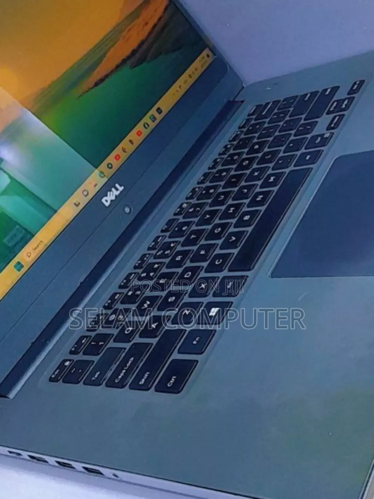 New Laptop Dell Inspiron 15 8GB Intel Core I5 SSD 256GB